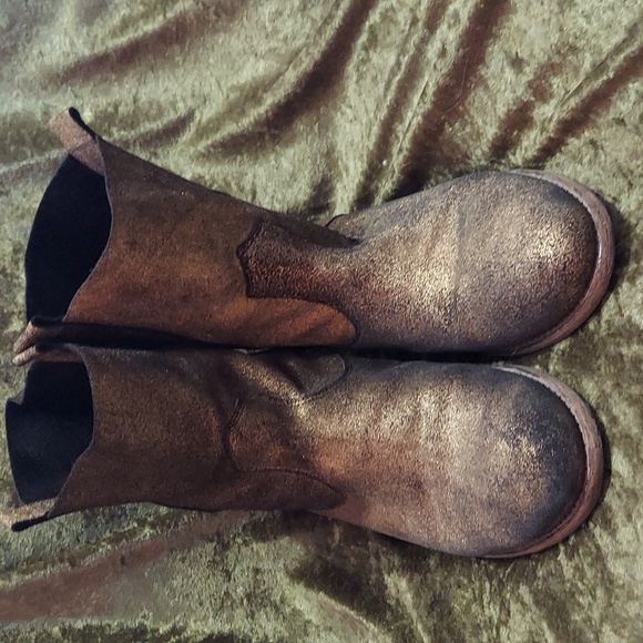 Super cool  green/gold metallic boot - Picture 2 of 4